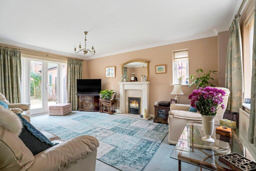 Beceshore Close, Moreton-in-Marsh, Gloucestershire, GL56 photo 2