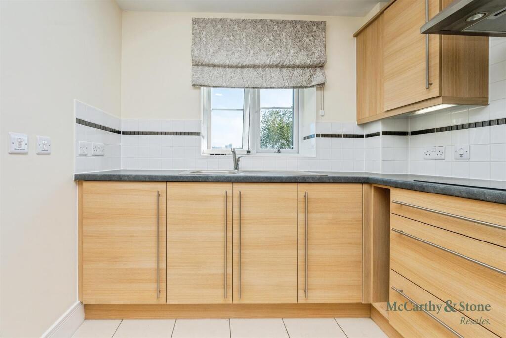 Apartment in Bridgnorth, High Town, Oldbury - More