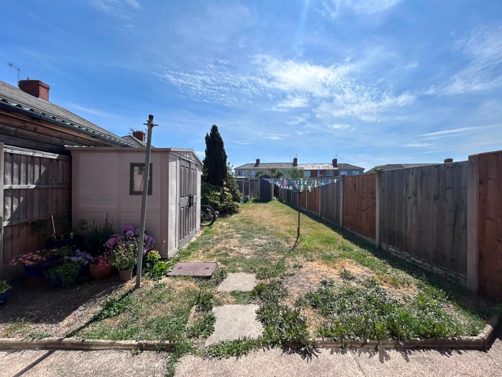 House in Amber Valley, Aldercar and Langley Mill CP - View 2