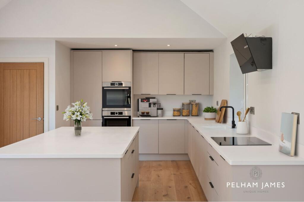 House in Nottingham - View 5