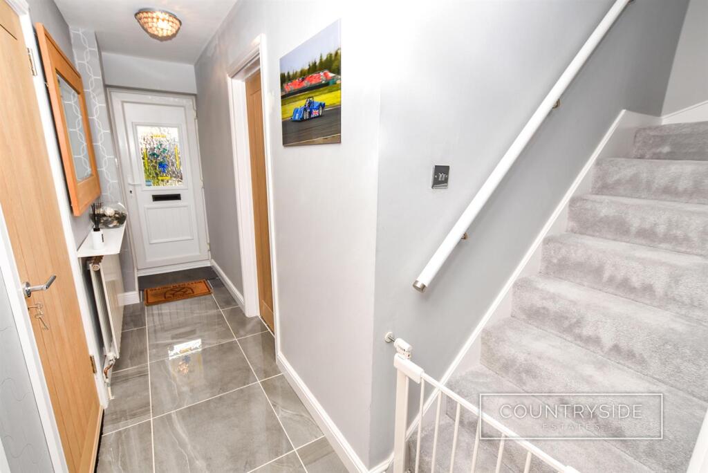 House in Southend-on-Sea - View 3