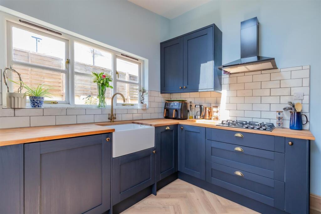 Apartment in Cardiff - More