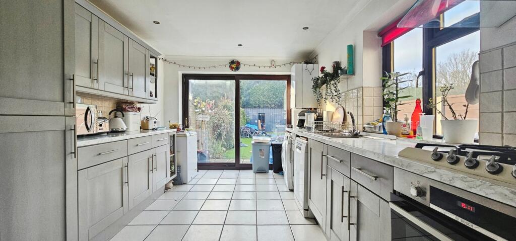 Main image of property: Stanwell New Road, Staines-upon-Thames, Surrey, TW18