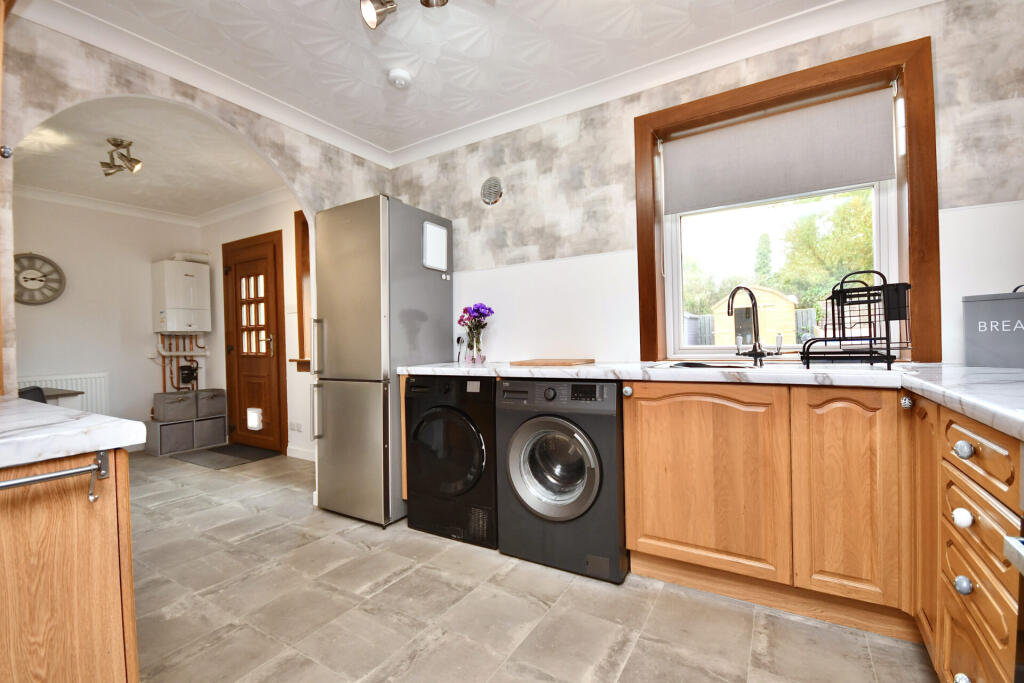 House in Kilmarnock, South Ayrshire - View 5