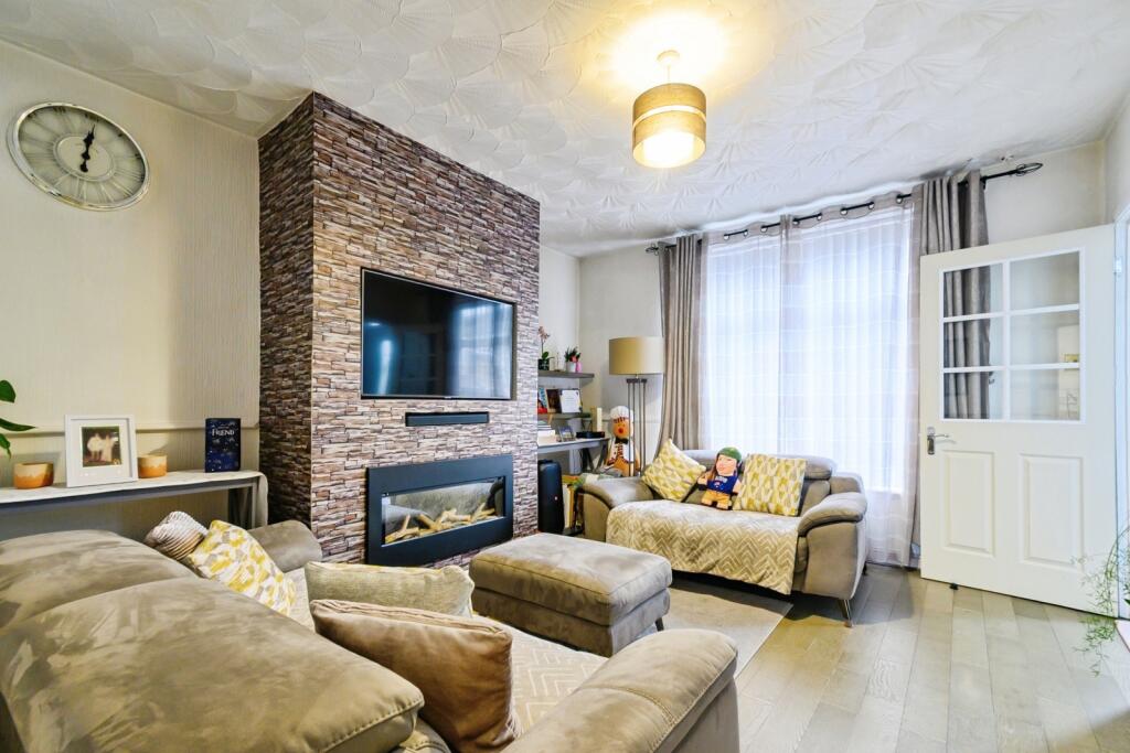 Bowgreave Avenue, Bolton, Greater Manchester, BL2 photo 2