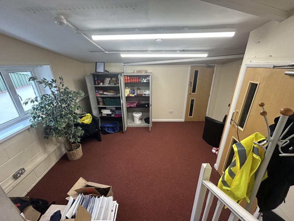 Photo 17