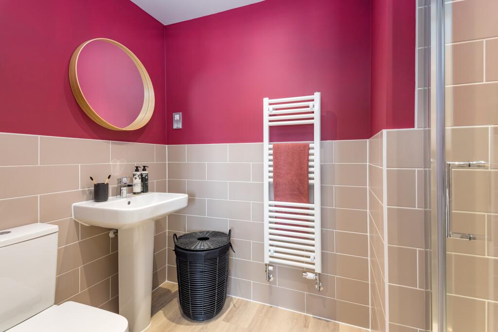 House in Wroughton, Swindon - View 5