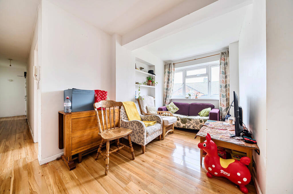 4 bedroom flat for rent