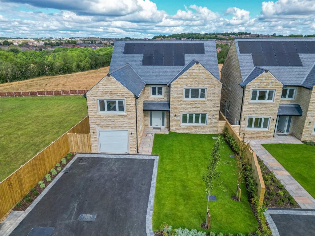 5-bed detached on The Nook, Tingley, Wakefield, West Yorkshire, £795,000