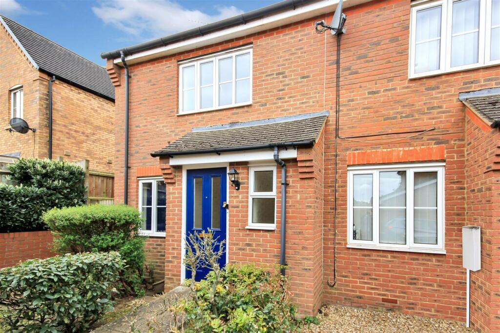Main image of property: Butterfields, Wellingborough