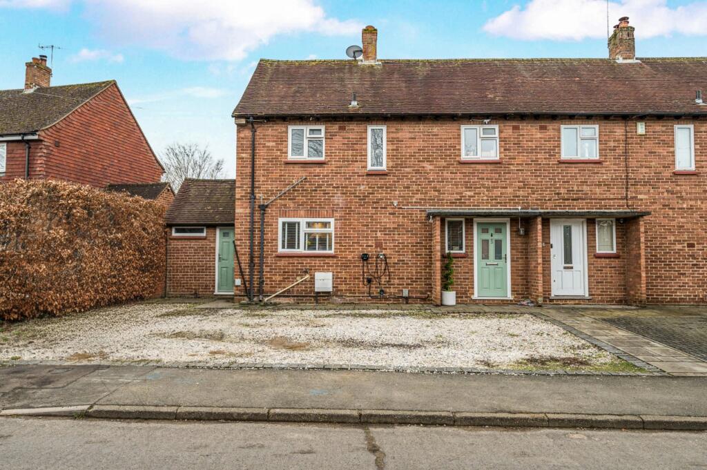 Main image of property: Glendale Drive, Burpham, Guildford, Surrey, GU4