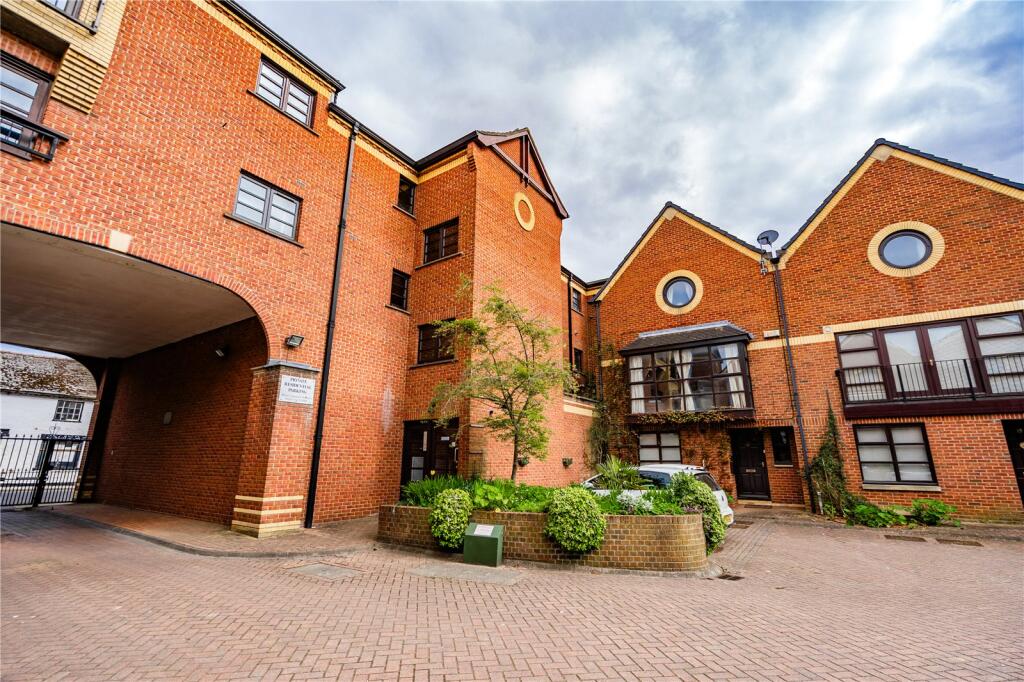 2-bed apartment on Wellowgate Mews, GRIMSBY, Lincolnshire, DN32, £80,000