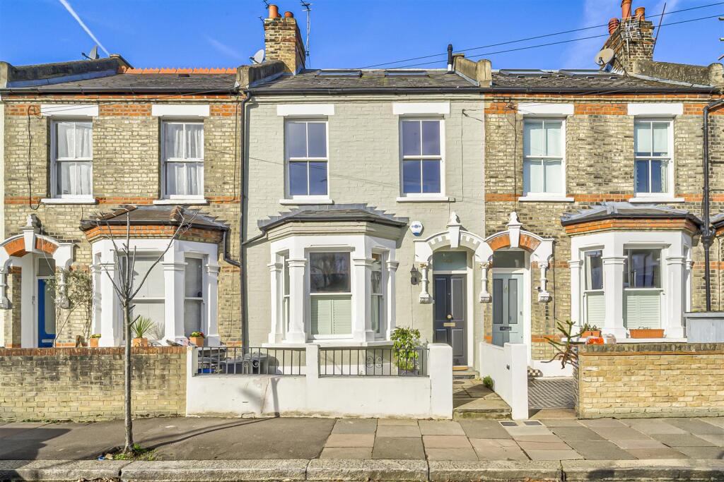 Main image of property: Festing Road, Putney, SW15
