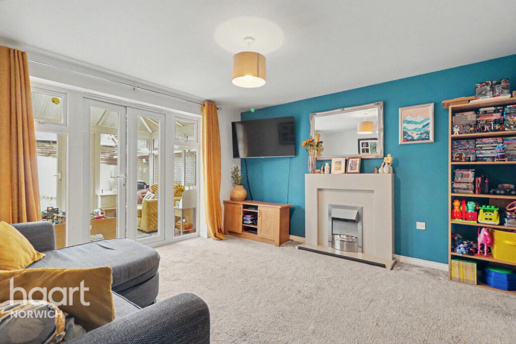 Main image of property: Crossbill Close, Norwich