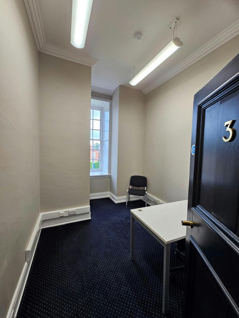 thumbnail_image003 8.jpg