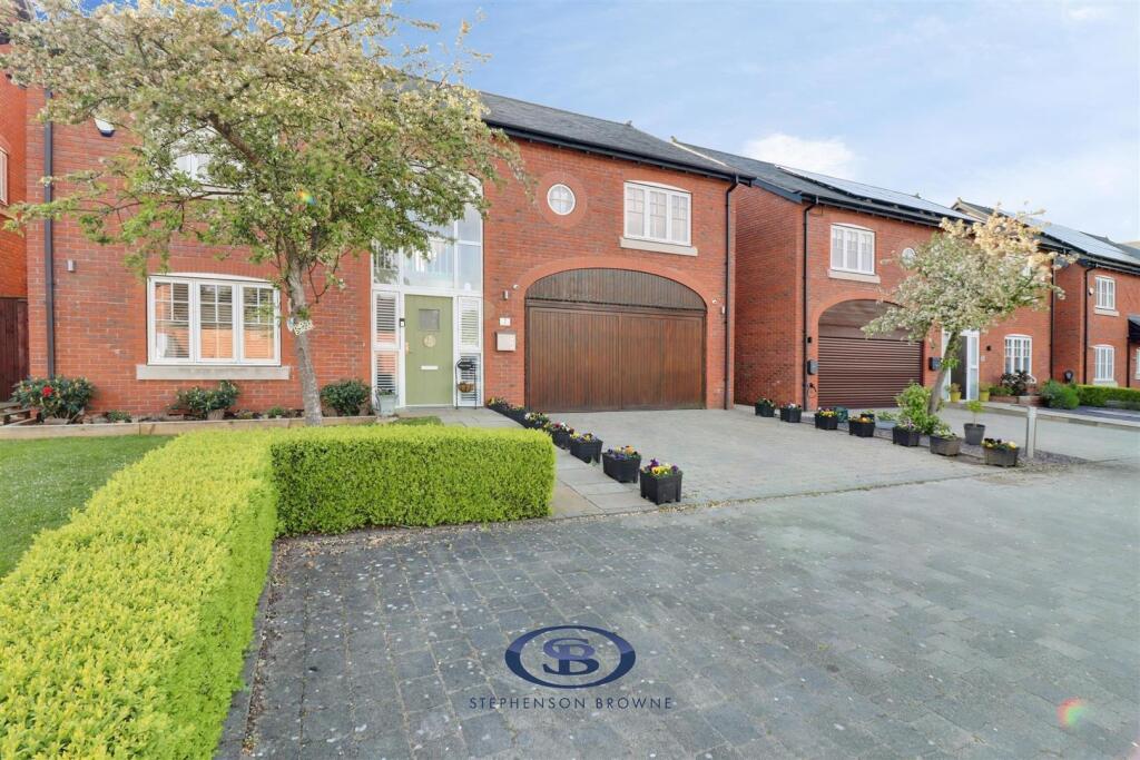 Main image of property: Meadowside, Smallwood, Sandbach