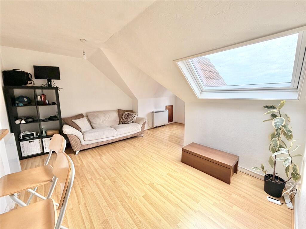 Sandringham Road, Lower Parkstone, Poole, Dorset, BH14 photo 4
