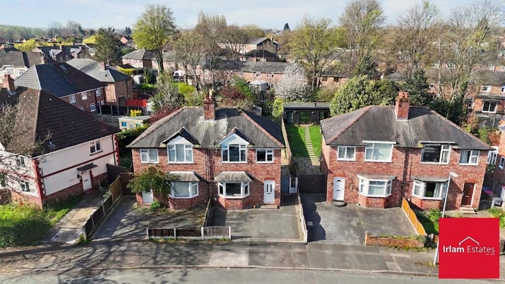 Main image of property: The Crescent, Irlam, M44