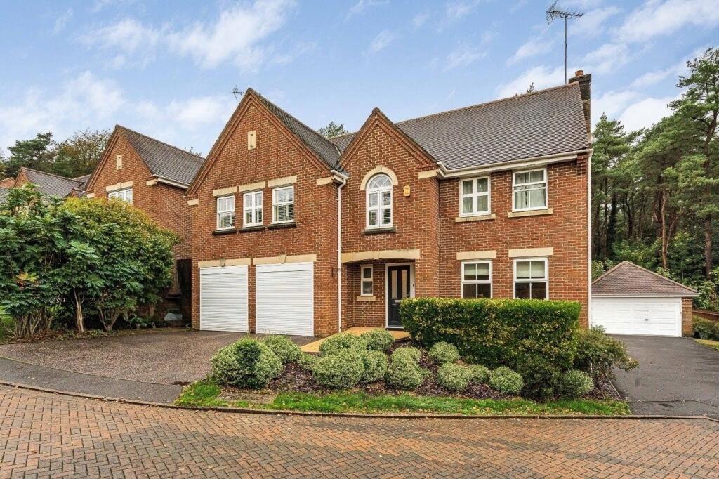 5-bed detached on Vicarage Close, Colgate, £835,000