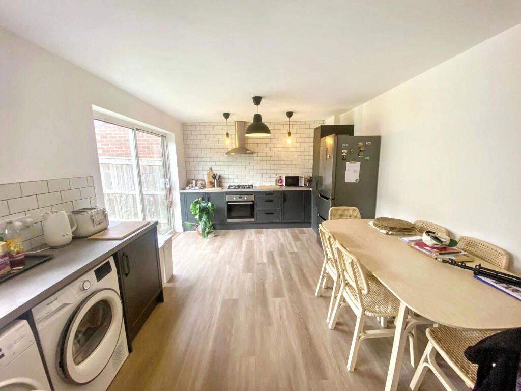 House in North Tyneside, North East - More