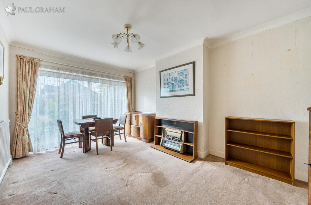 House in London, Carshalton Beeches - View 4