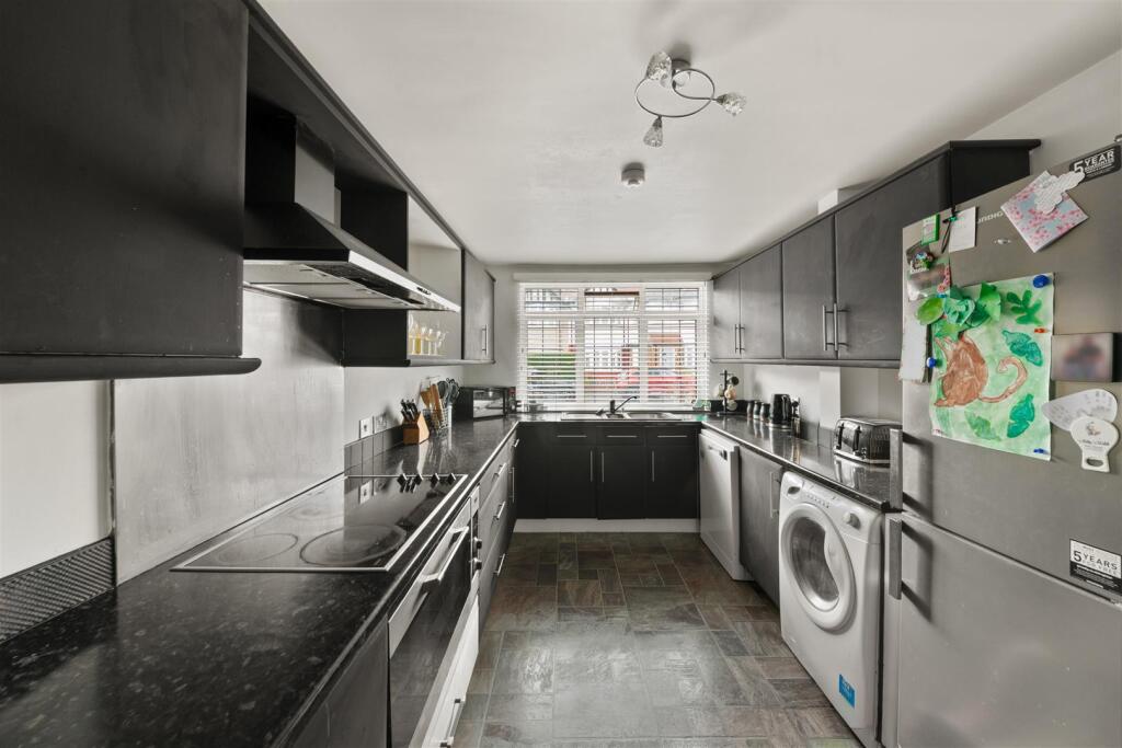 House in London - View 5