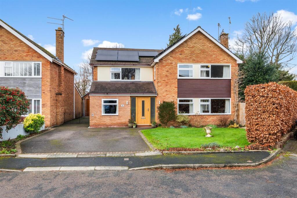 Main image of property: Fairfax Close, Barford, Warwick