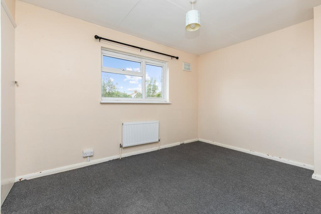Queens Road, Lewes, East Sussex, BN7 2JG - More