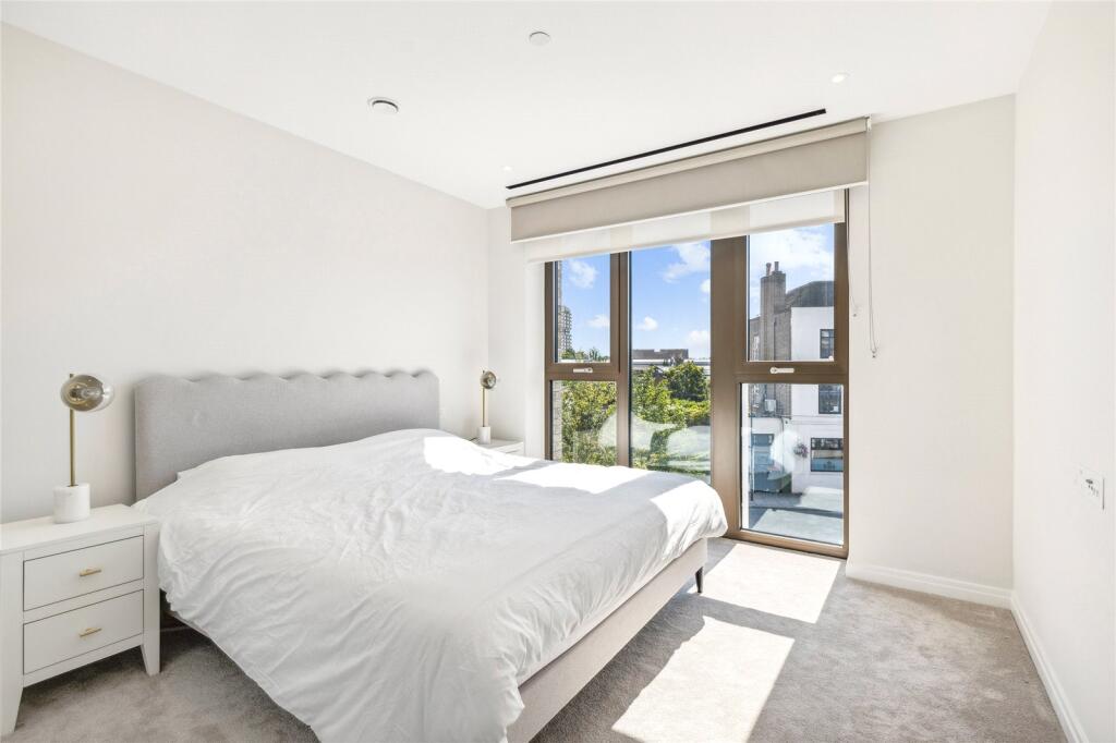 Apartment in London - View 3