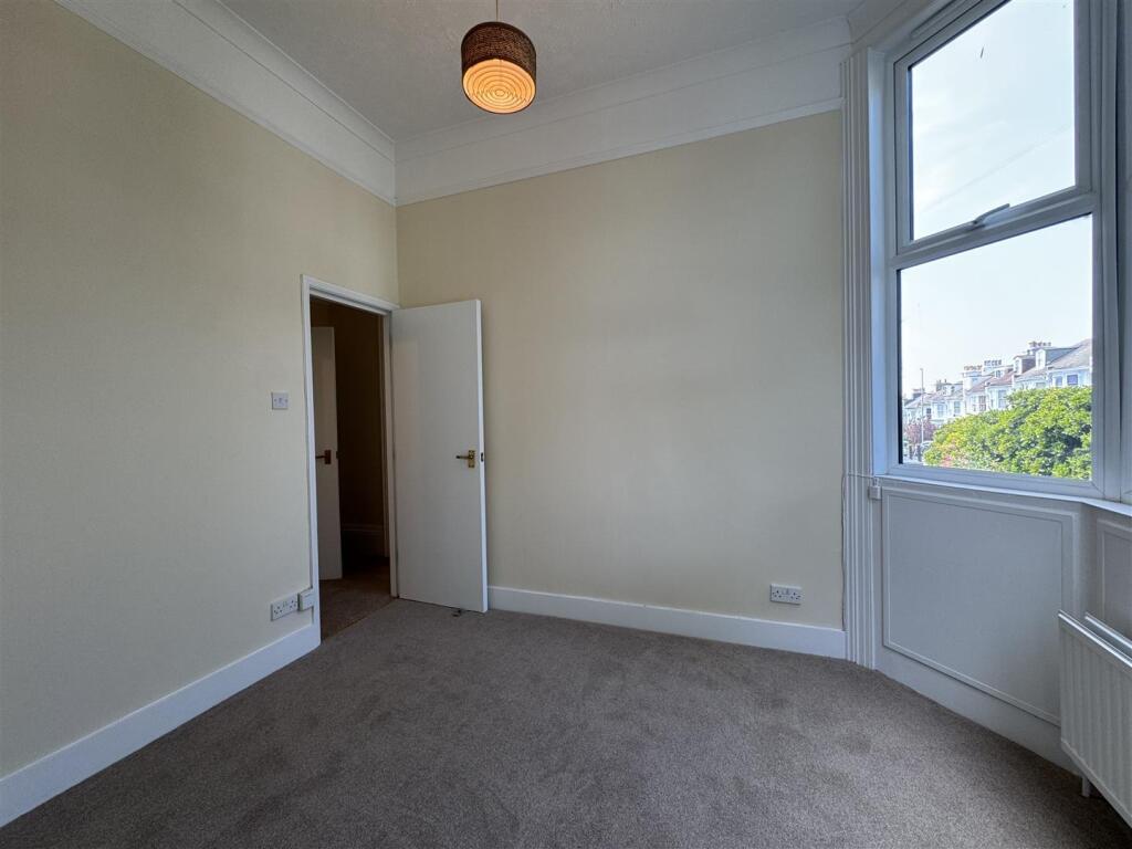 Apartment in Brighton - View 5