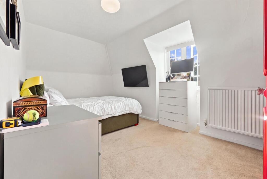Apartment in London, Bethnal Green - View 4