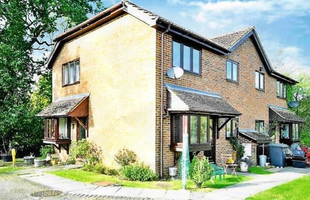 Main image of property: 1 bedroom Terraced House in Cranleigh