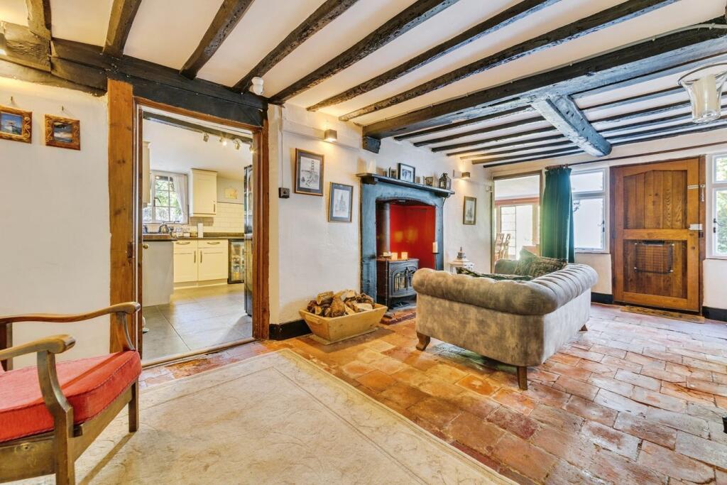 Reigate Road, Hookwood, Horley, RH6 photo 4