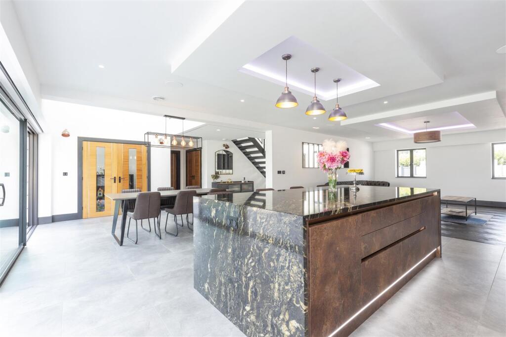 Additional image 6 of Butts Lane, Kilmington, Warminster