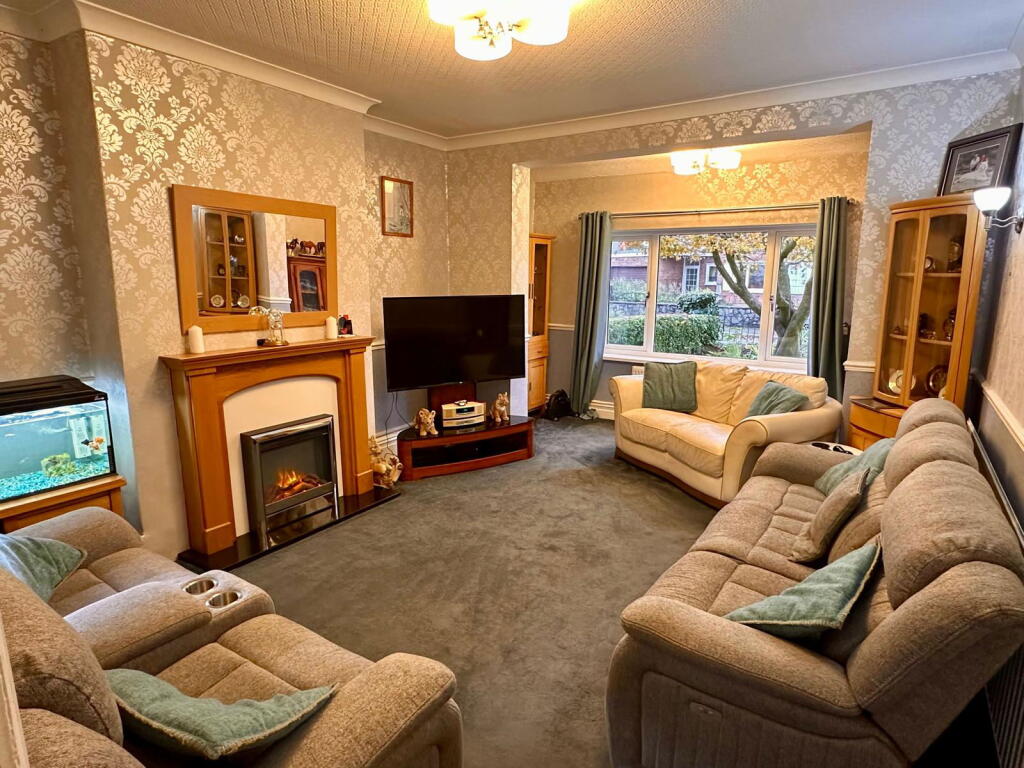 Myrtle Grove, Sketty, Swansea, SA2 0SJ photo 3