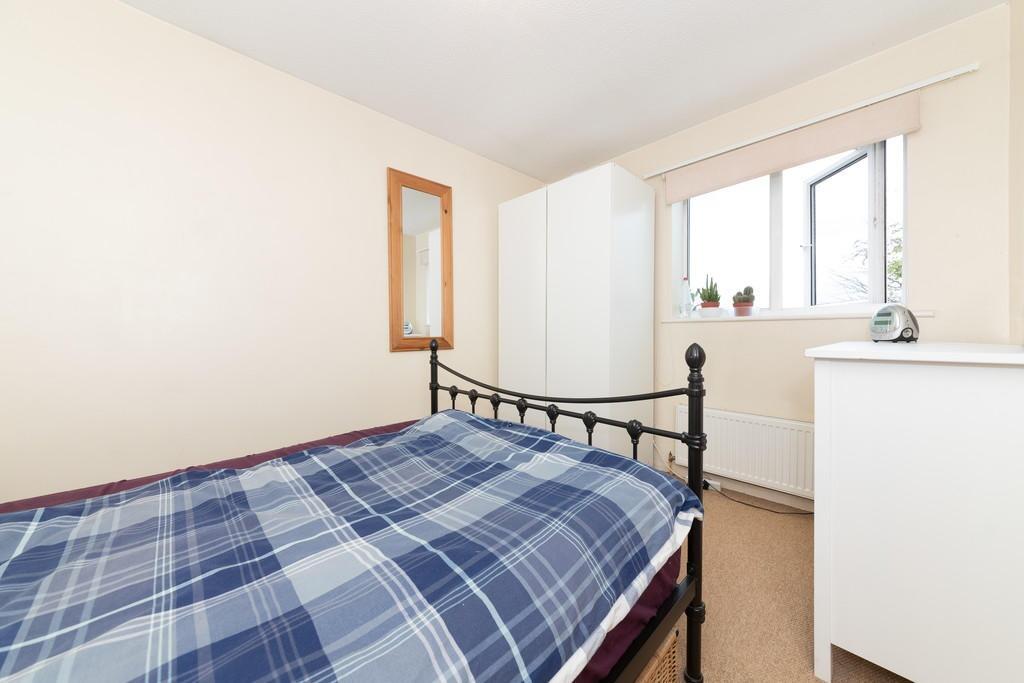 Welland Close, St. Ives, Cambridgeshire, PE27 photo 4