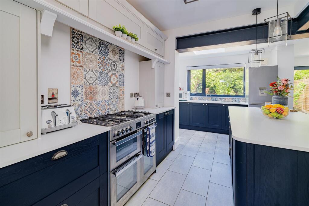 12 Wellmeadow Road, Shrewsbury SY3 8UN photo 3
