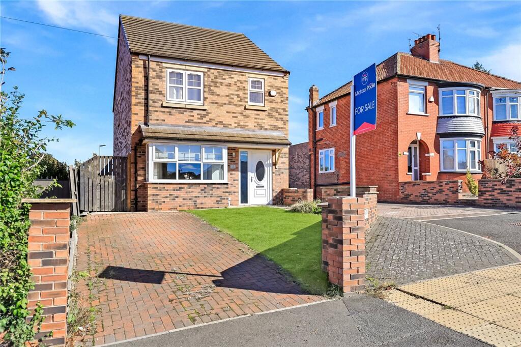 House in Stockton-on-Tees, Ormesby Bank, Normanby