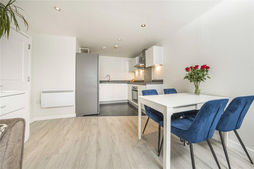 Cork House, London, SW19 photo 3