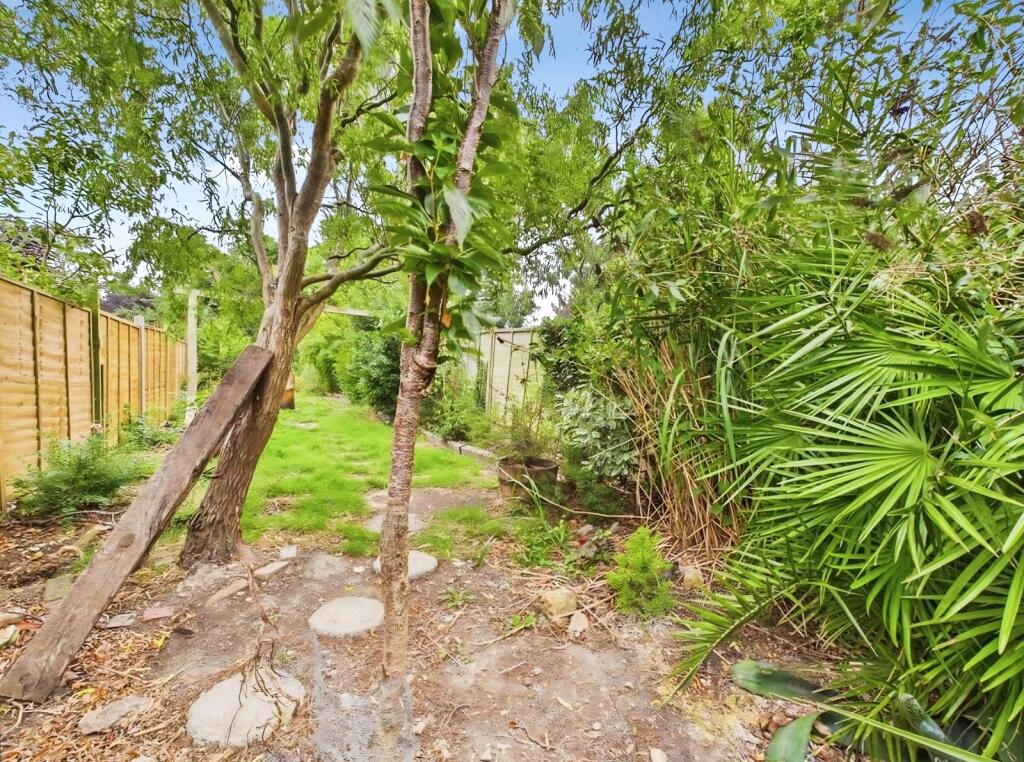 House in Worthing, West Sussex - View 2