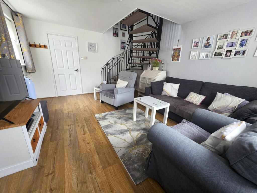 House in Cardiff - View 2