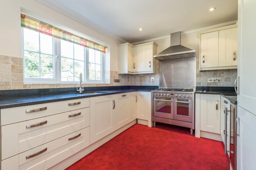 Briarways, Heath Road, East Bergholt - View 5