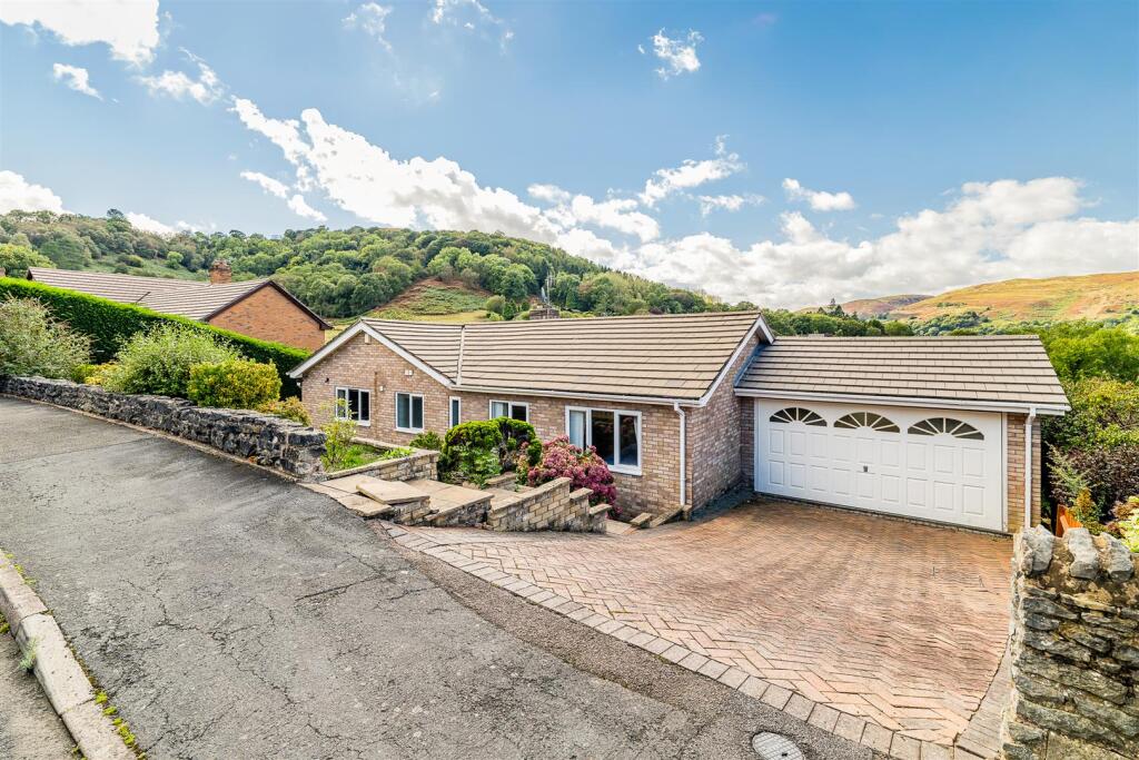 14 Hazler Orchard, Church Stretton, SY6 7AL photo 3