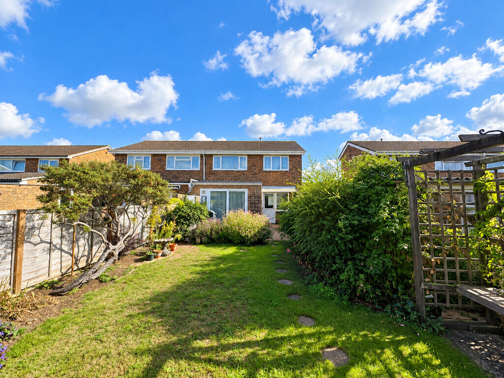 House in Biggleswade, Central Bedfordshire - View 2
