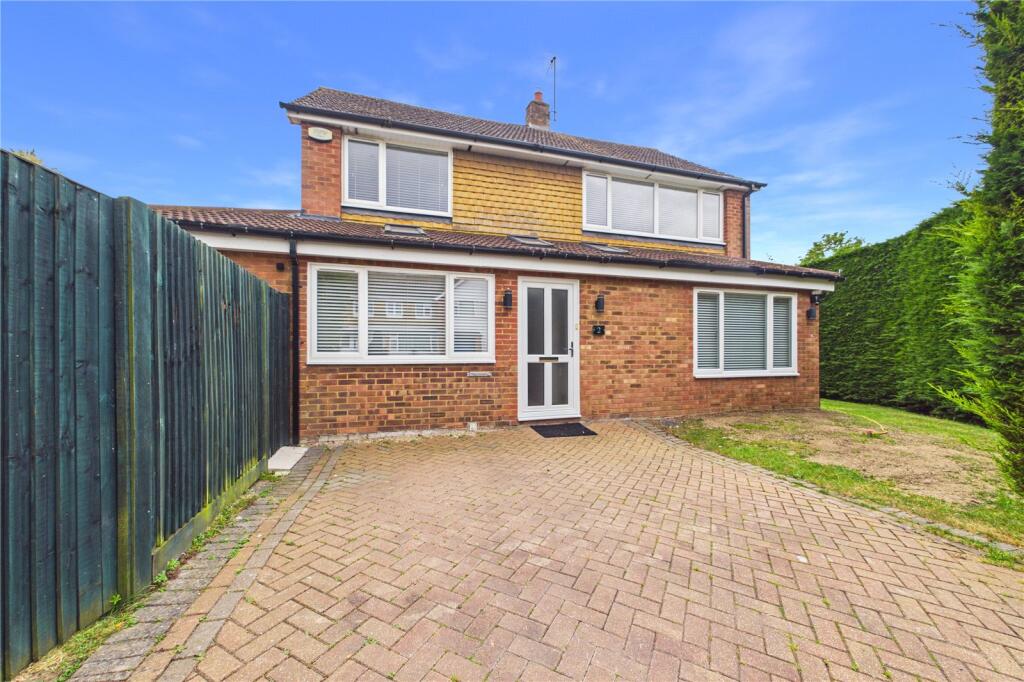 Main image of property: Chieveley Close, Tilehurst, Reading, Berkshire, RG31
