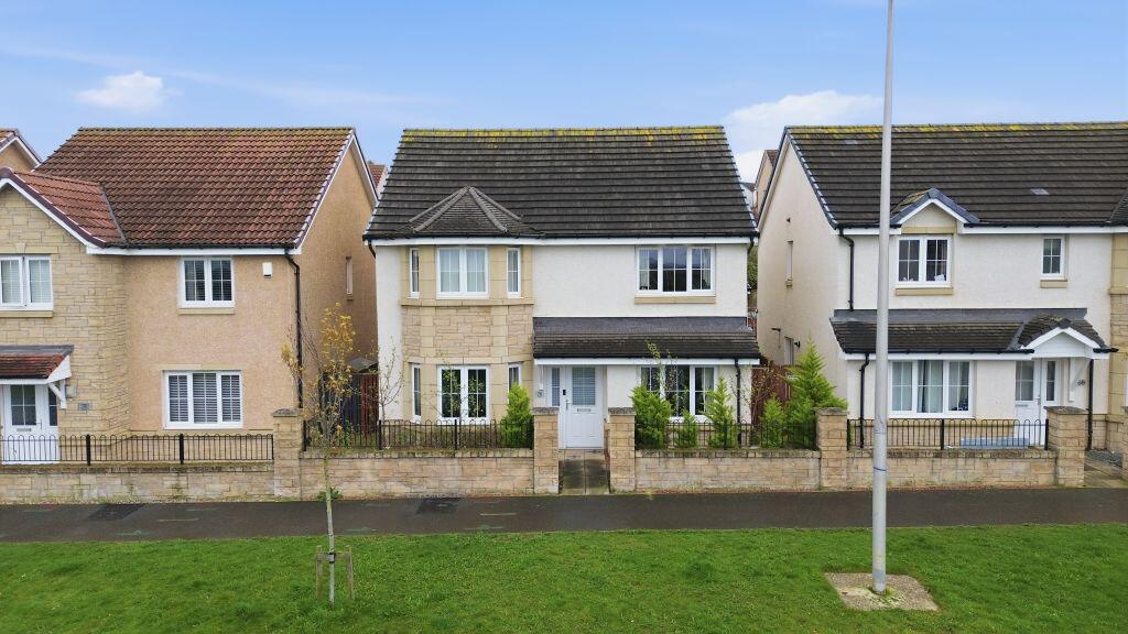Main image of property: 70 Easter Langside Drive, Dalkeith, EH22 2FH