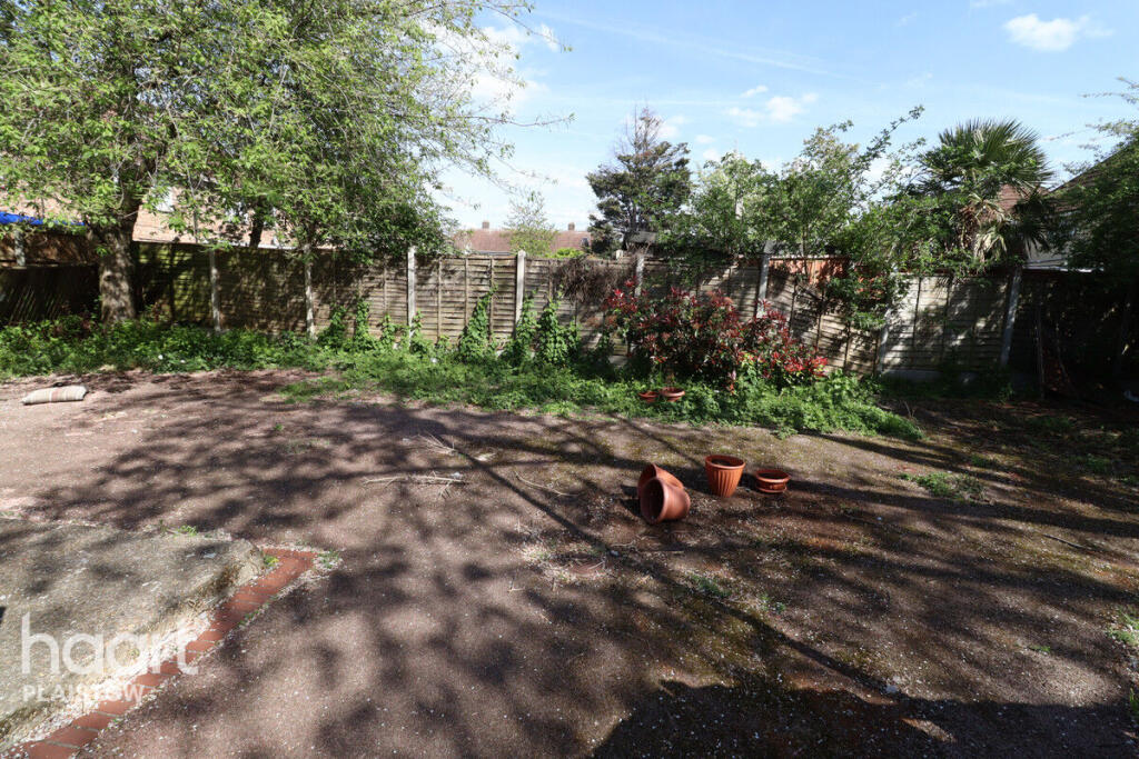 Prince Regent Lane Plaistow, London - View 4
