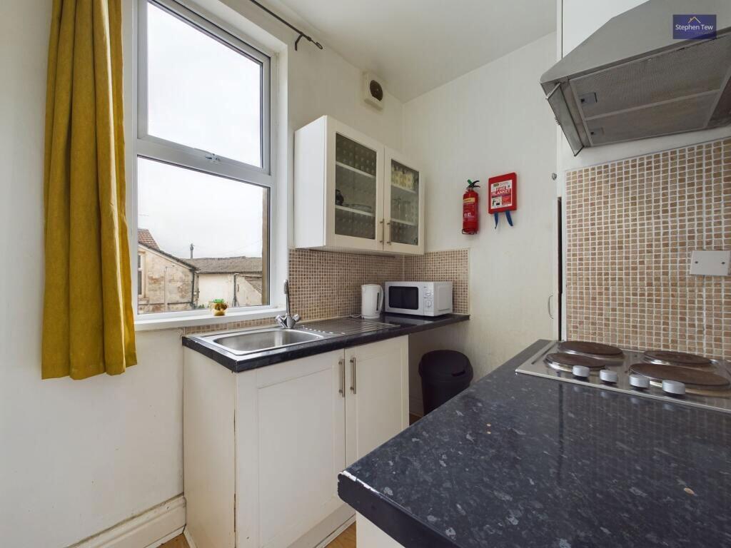 203 Dickson Road, Blackpool , Blackpool, Lancashire, FY1 2HQ photo 3