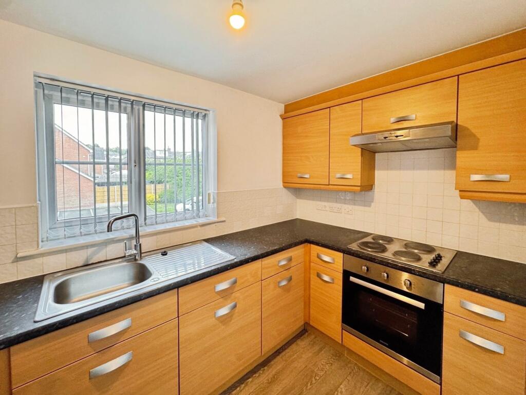 Additional image 2 of Queen Street, Cleckheaton, West Yorkshire, BD19