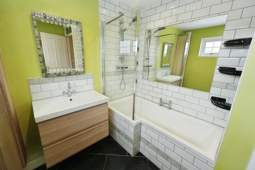 Additional image 4 of Shinwell Crescent, Oldbury, B69